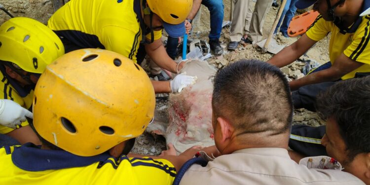 दुःखद खबर: टिहरी में भूस्खलन से 3 लोगों की मौत।