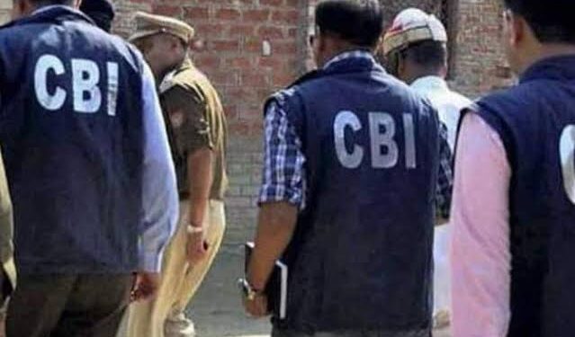 VIDEO: त्रिवेंद्र ने की CBI जांच की मांग, आग बबूला हुए हरक सिंह, बचाव में उतरे हरीश रावत, देखिए…