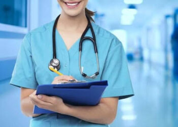 Uttrakhand: सरकारी अस्पतालों को जल्द मिलेंगे 1377 नर्सिंग अधिकारी।