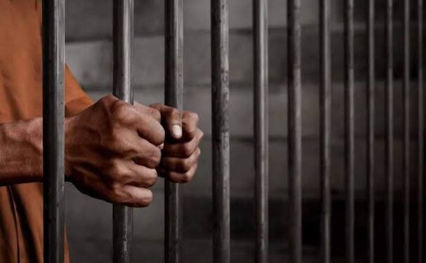 Uttrakhand News: प्रदेश की जेलें कैदियों से फुल, सरकार के लिए बनी चुनौती!