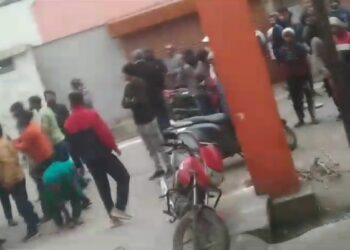 हंगामा: मंदिर में स्वछता कार्यक्रम करने पहुंचे बीजेपी नेताओं और स्थानीय लोगों में पथराव, कई घायल!