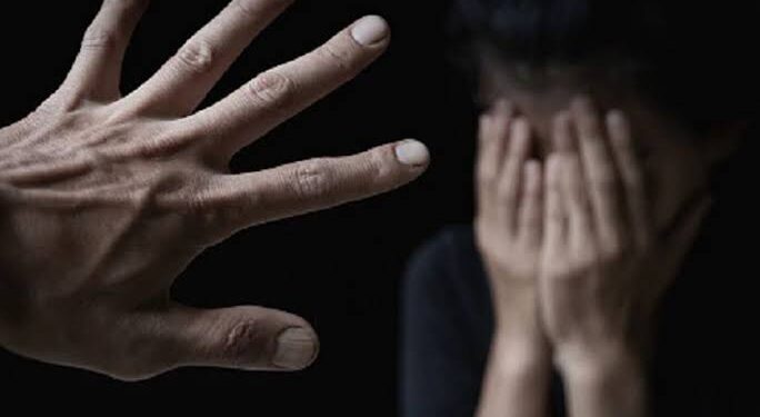 शर्मनाक: कलयुगी शिक्षक ने दसवीं की छात्रा को बनाया हवस का शिकार