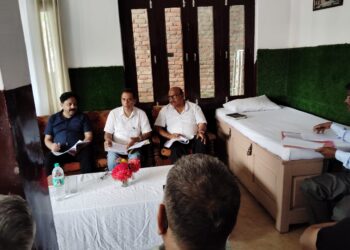 यमनोत्री NH पर प्रस्तावित ओजरी-स्यानाचट्टी टनल का स्थानीय लोग करने लगे हैं विरोध, जानिए क्या है पूरा मामला…