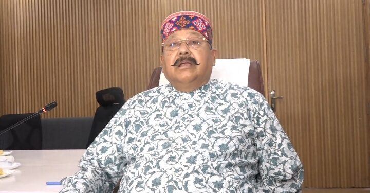 Video: केदारनाथ में कथित सोना चोरी विवाद को लेकर सतपाल महाराज का बड़ा बयान, नई बहस को दे रहा है जन्म!