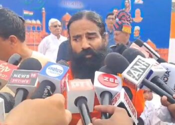 Controversy: एलोपैथी पर बाबा रामदेव का फिर बड़ा बयान, जहरीली दवा के सेवन हर साल करोड़ों लोगों की मौत