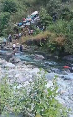 Accident: अल्मोड़ा में बड़ी बस दुर्घटना, कई लोगों की मौत की सूचना…