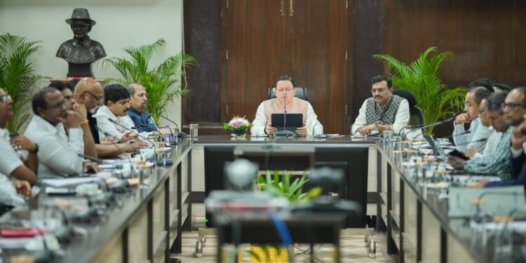 छात्रा की शिकायत पर CM ने अधिकारियों की लगाई क्लास, एक सप्ताह में समाधान के निर्देश, जानिए पूरा मामला…