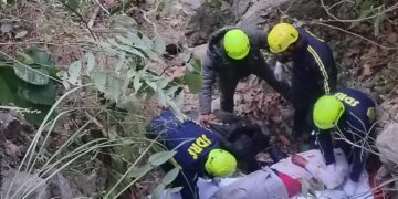 Road Accident: बारात का वाहन गहरी खाई में गिरा, 5 की मौके पर मौत, 5 घायल