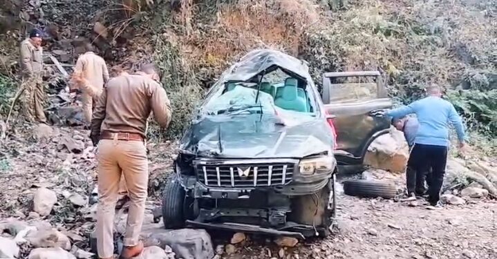 कैंचीधाम मार्ग पर दर्दनाक सड़क हादसा, 3 की मौत, कई घायल!