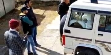 मनोज से अभद्रता पड़ी भारी, उत्तरकाशी से हटाए गए DO पीआरडी विजय प्रसाद भंडारी