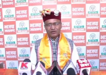 Video: मंत्री गणेश जोशी ने पूर्व विधायक मालचंद को बनाया “चपरासी”: MLA दुर्गेश्वर